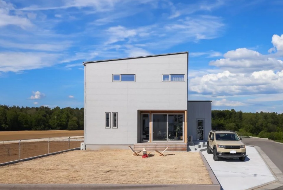 グレーとアウトドア